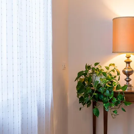 Eutropia - Ampio In Porta Venezia Apartamento Milão